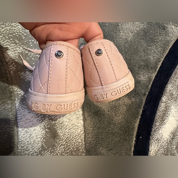 Shoes - Picture 2 of 6